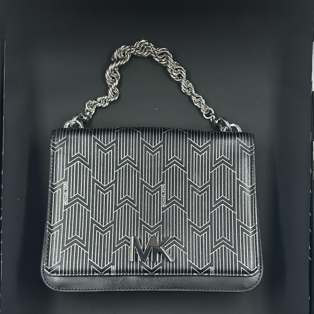 Michael Kors Mott Large Twisted  Chain Swing Shoulder Bag Black Silver.